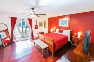 Upgraded Lux Retreat in Coconut Creek with Pool and Hot Tub - 0