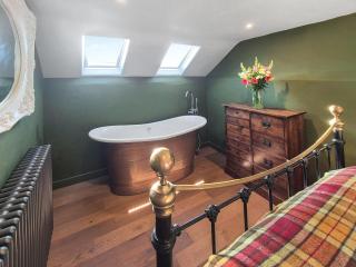 Queens Barn - Wortham - 2