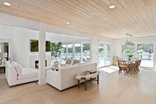 Magnificent Tennis & Pool home in East Hampton - East Hampton - 0