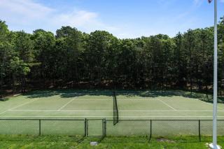 Magnificent Tennis & Pool home in East Hampton - East Hampton - 8