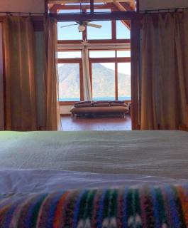 Lakefront Couples Retreat Serene Elegance - San Marcos La Laguna - 3