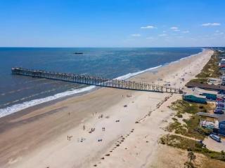 The Thirsty Pelican - Oak Island - 9