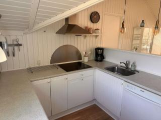 Cozy holiday home - spa, hot tub and play room - close to Marielyst square - 3