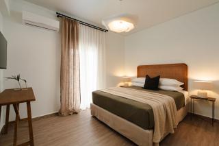 Naxian Nest Penthouse 3BR Apart - Walk to Beach - Naxos Chora - 8