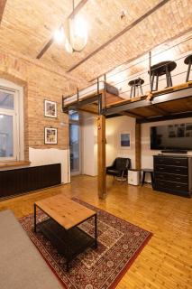Downtown Loft Apartment - Budapest - 8