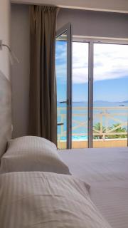 Sun N Blue Hotel - Sarandë - 6
