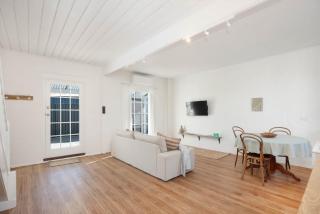 The Coach House Waterfront dog friendly - Victor Harbor - 4