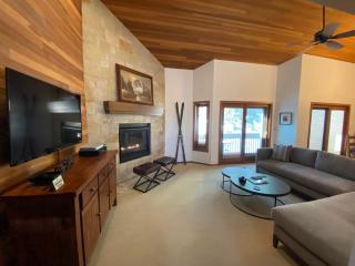 Perfect Summer Getaway! DV Lakeside Villa Spectacular Mtn Views with Pool and Hot Tub - Park City - 6