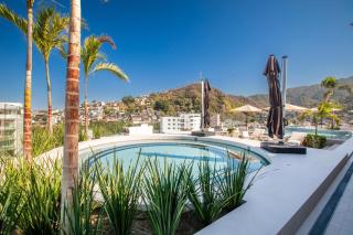 Artful 1BR in Romantic Zone, Pool, Bar and Hot Tub - Puerto Vallarta - 3
