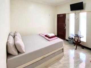 Satya Graha Hotel - Timuran - 4