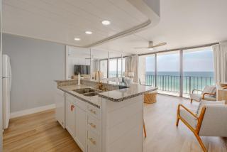 Edgewater Beach Resort Tower 3 806 - Panama City Beach - 1