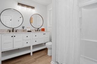 3BD Near DT | BBQ, Backyard Games & Outdoor Dining - Charlotte - 3