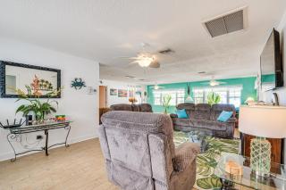 Boat Dock and Kayaks Canalfront Home in Homosassa - Homosassa - 7