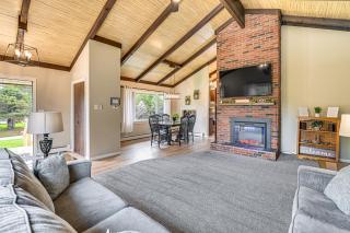 Newcomb Retreat with Mountain Views and Fire Pit! - Newcomb - 7