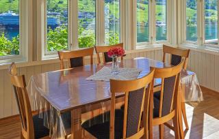 Amazing Home In Olden With Wifi - 1