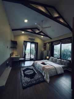Taraangan Luxurious Mountain View Villa With Huge Pool And Lawn Area - Lonavala - 1