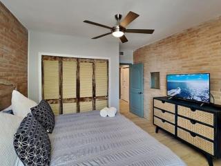 Channelview CV117 - 3