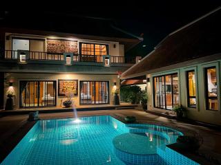 Solas Pool Villa in Nai Harn - 7