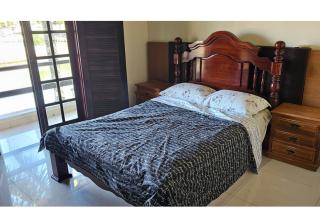 Casa à Beira do Canal – 2 Quartos, Vista e Paz para Sua Temporada! - Cabo Frío - 5