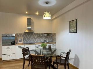 Квартира с видом на горы и озеро - Almaty - 4