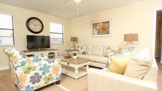 Last Minute Disney Getaway! Private Pool, Hot Tub & Games Room. Book Now! #4109 - Davenport - 1