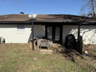 Charming 3-Bedroom Short-Term Rental in Port Neche - 6