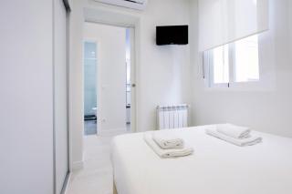 Minty Stay - Ortega y Gasset - 1