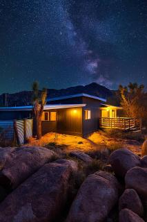 Charming 3BR Ranch With AC, WiFi - 5 min to JTNP! - Joshua Tree - 0