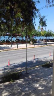 Beachfront neoclassical - 8