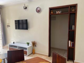 Your Home Away From Home - Kampala - 8
