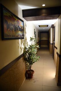 SVR HOTEL & BANQUET patna - Jāmb - 5