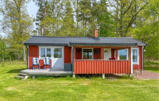 1 Bedroom Beautiful Home In Tranås - 1