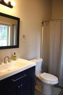 Rare Lakeside home with hot tub & lake views! - Lakeside - 6