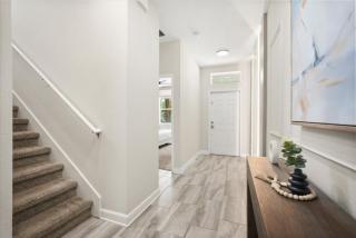 6 Bedrooms 5 Bathrooms Storey Lake 4792 Kc - 1