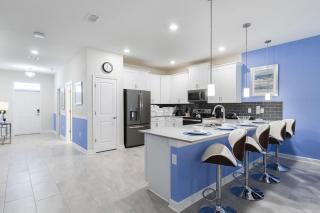 Last Minute Disney Getaway! Private Pool, Hot Tub & Games Room. Book Now! #85839 - Davenport - 2