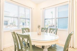 Tropical Paradise Cottage Near Disney With Private Hot Tub Margaritaville Resort Island H20 Waterpark Access - 2987La - Orlando - 2
