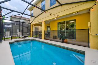 Relax in Modern Luxury Resort Home with Pool! - Kissimmee - 6