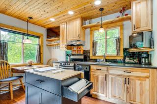 Yakima River Access and Deck Cle Elum Cabin! - Cle Elum - 3