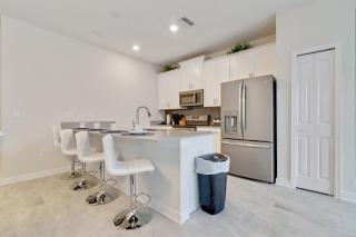 Last Minute Disney Getaway! Private Pool, Hot Tub & Games Room. Book Now! #97669 - Davenport - 4