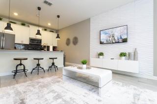 Last Minute Disney Getaway! Private Pool, Hot Tub & Games Room. Book Now! #80597 - Davenport - 4