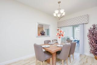 Last Minute Disney Getaway! Private Pool, Hot Tub & Games Room. Book Now! #17066 - Kissimmee - 5