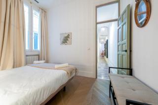 Stylish centric- 2Bd 2Bth -city center - 2