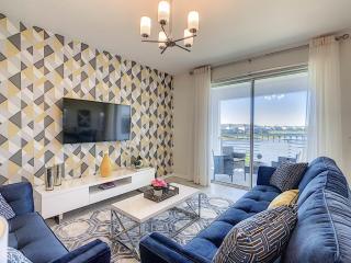 Last Minute Disney Getaway! Private Pool, Hot Tub & Games Room. Book Now! #39944 - Kissimmee - 0