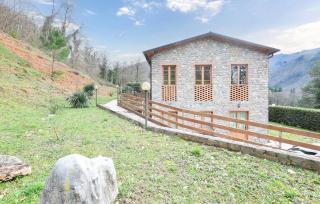 Nice Apartment In Borgo A Mozzano - 8