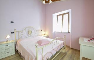 Nice Apartment In Borgo A Mozzano - 4