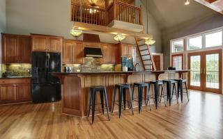 Field of Stars - Custom finishes gorgeous lake views games more - Marblehill - 1