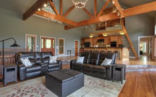 Field of Stars - Custom finishes gorgeous lake views games more - Marblehill - 2