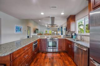 Decked Out - Stunning Home Huge Sunny Resort Style Heated Pool Walk to Pine Ave Beach - Anna Maria - 1