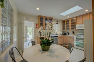 Mid-Century Retreat VR24-00083 - 7