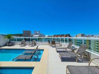 Linda Cobertura em Riviera de São Lourenço, Módulo 8, com seis dormitórios, piscina privativa e pertinho da praia - Bertioga - 0